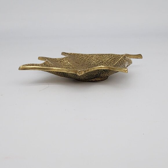 Solid Brass Leaf Trinket Ring Dish Maple Leaf Vintage 5" x 6" - Picture 4 of 5